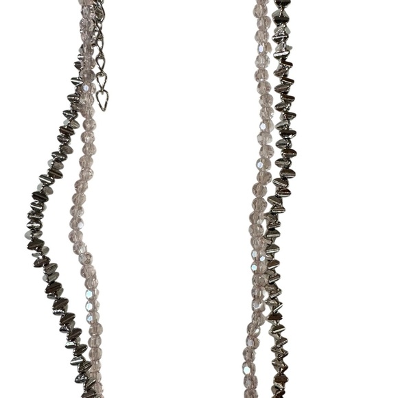 Paparazzi White-Collar Week - Pink with Earrings - Picture 2 of 6